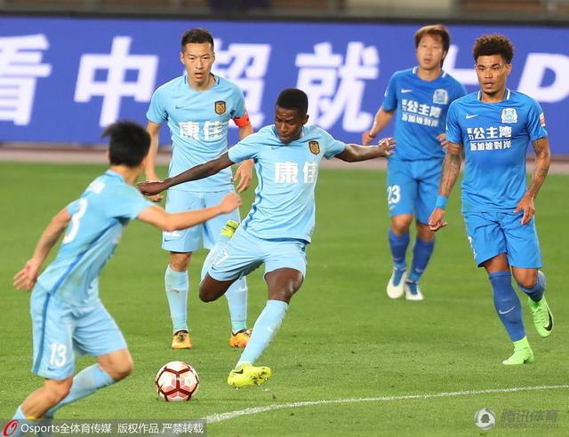 之前，叶辰给了万破军三个任务。